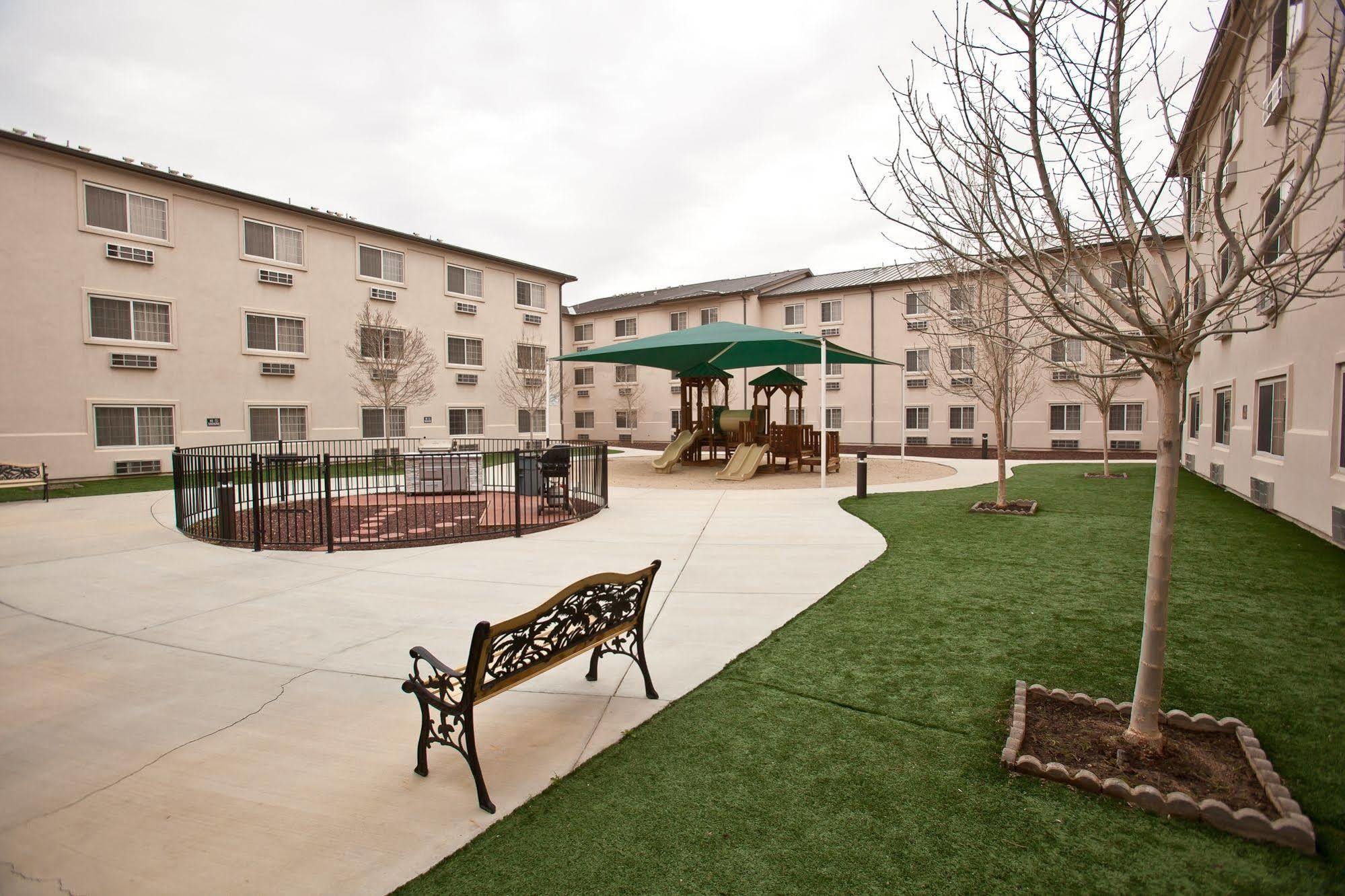 Landmark Inn Fort Irwin Εξωτερικό φωτογραφία